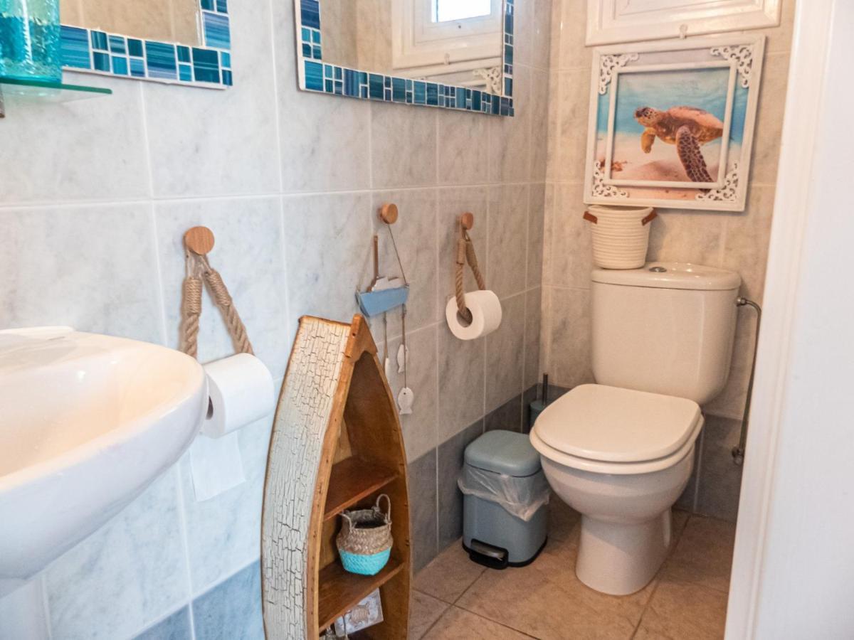 Greek Island Style 2 Bedroom Villa With Pool Next To The Sea Larnaca Eksteriør billede