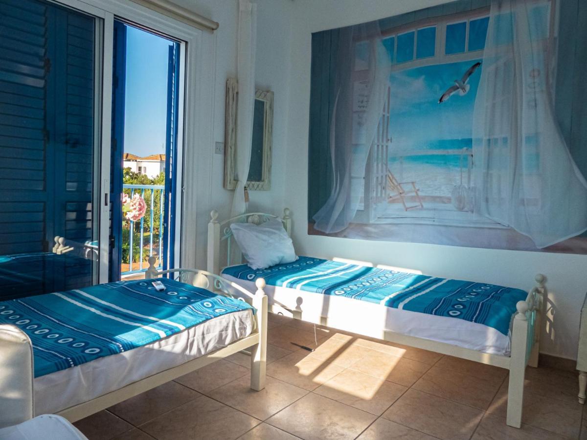 Greek Island Style 2 Bedroom Villa With Pool Next To The Sea Larnaca Eksteriør billede