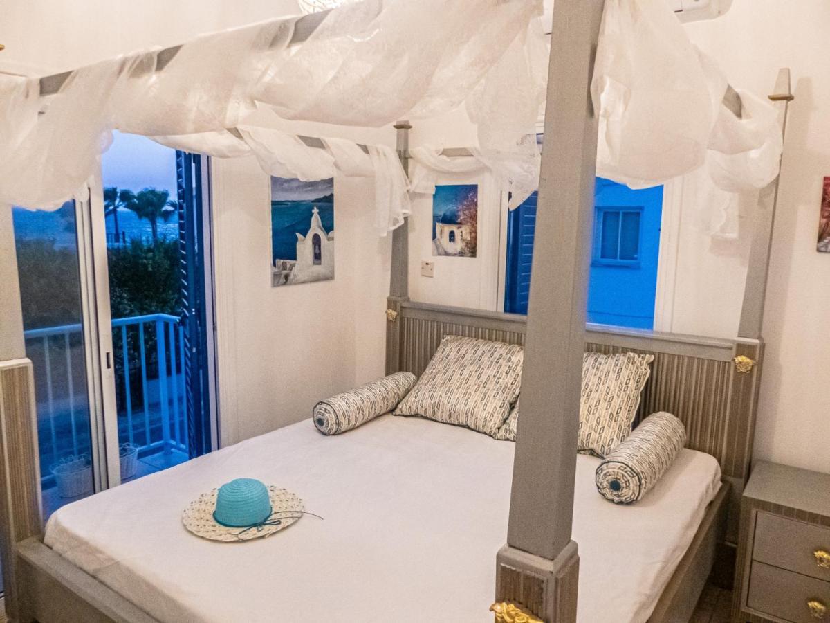 Greek Island Style 2 Bedroom Villa With Pool Next To The Sea Larnaca Eksteriør billede