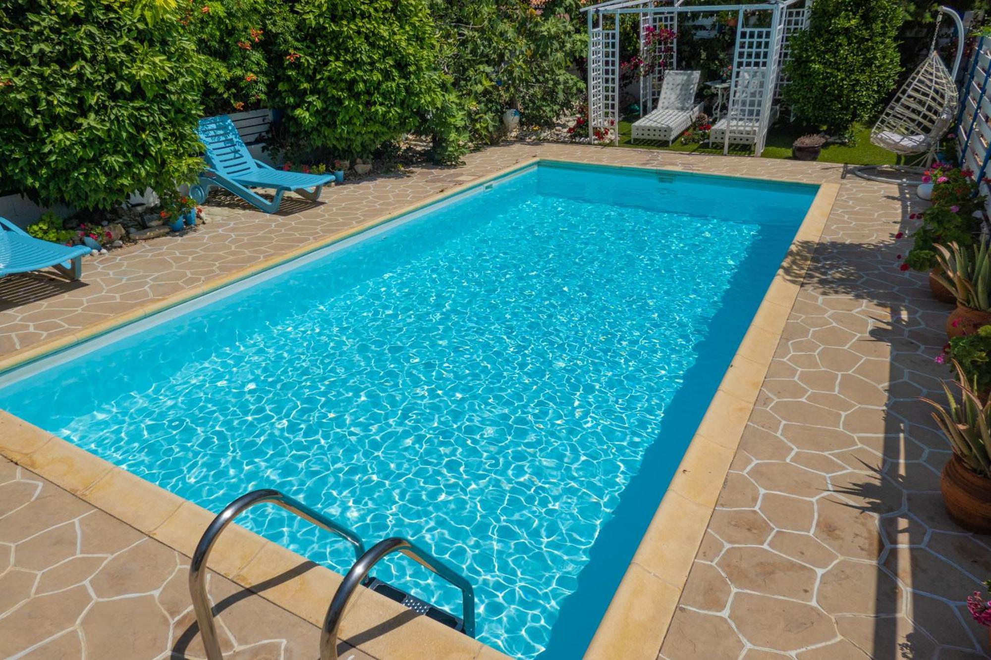 Greek Island Style 2 Bedroom Villa With Pool Next To The Sea Larnaca Eksteriør billede
